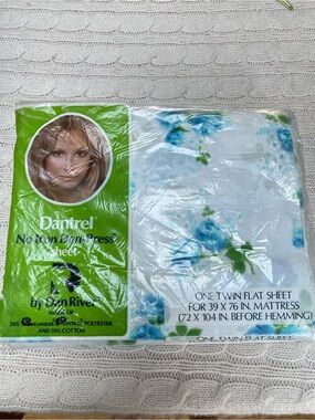 VTG Dantrel No Iron Dan Press Twin Flat Sheet - Dan River 72 x 104 Blue Floral